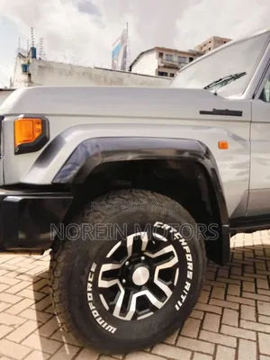 Toyota Land Cruiser 2018 Silver