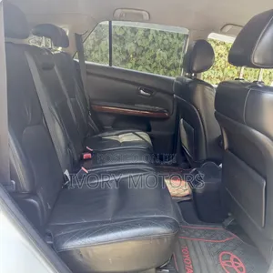 Toyota Harrier 2004 White