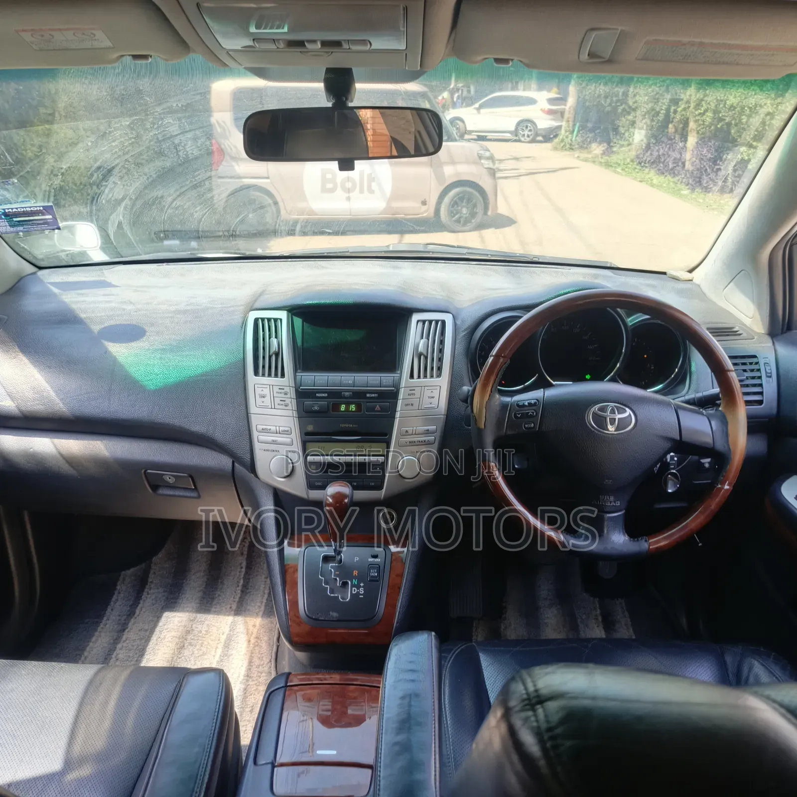 Toyota Harrier 2004 White