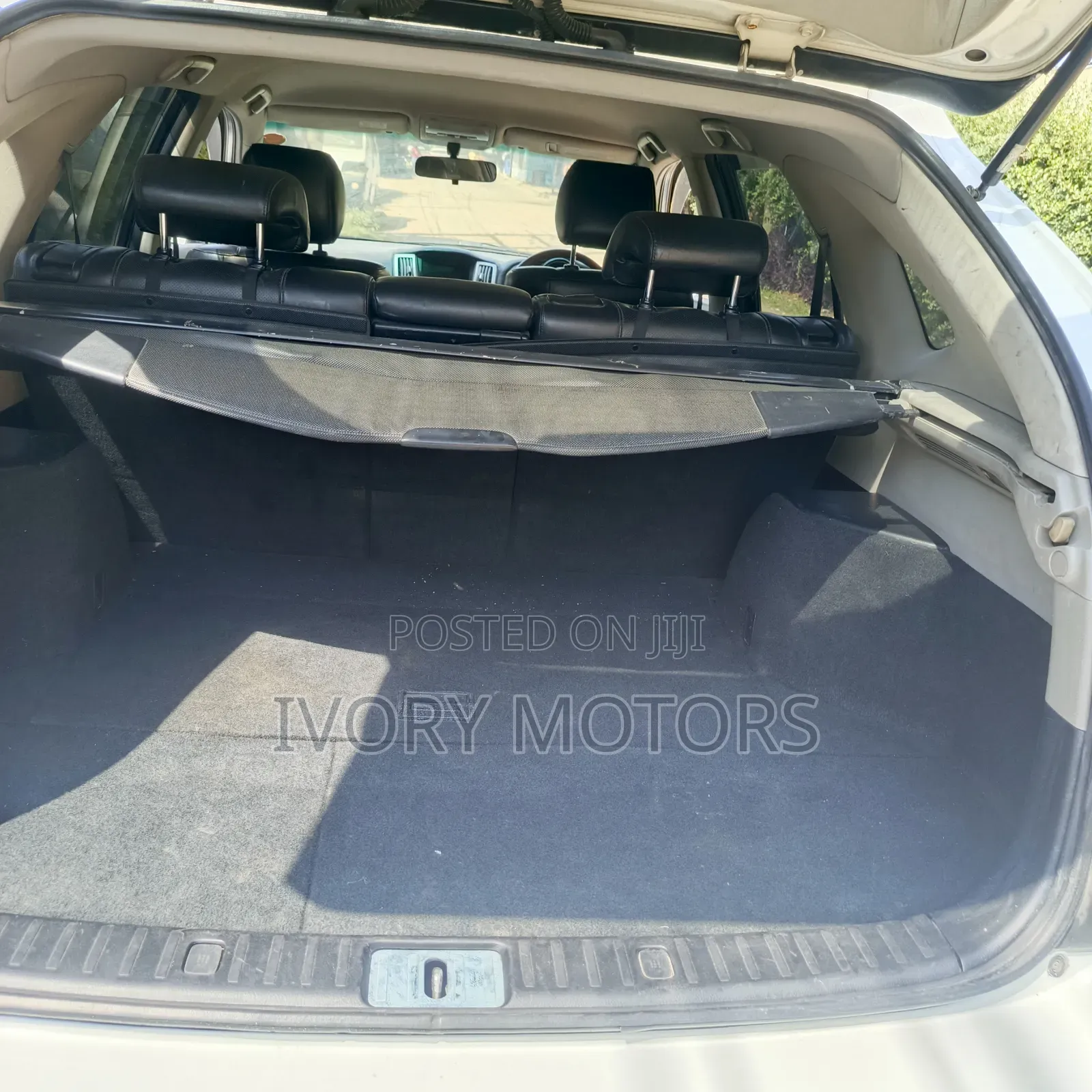 Toyota Harrier 2004 White