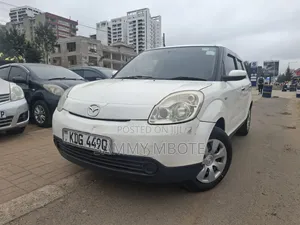 Mazda Verisa 2014 White