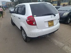 Mazda Verisa 2014 White