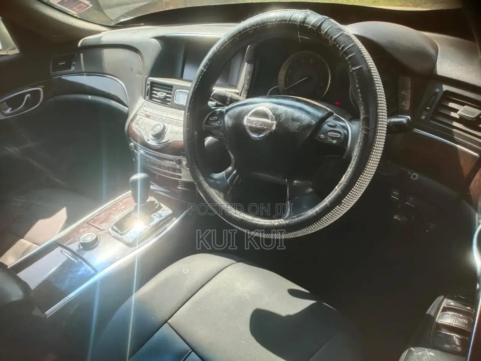 Nissan Fuga 2010 Pearl