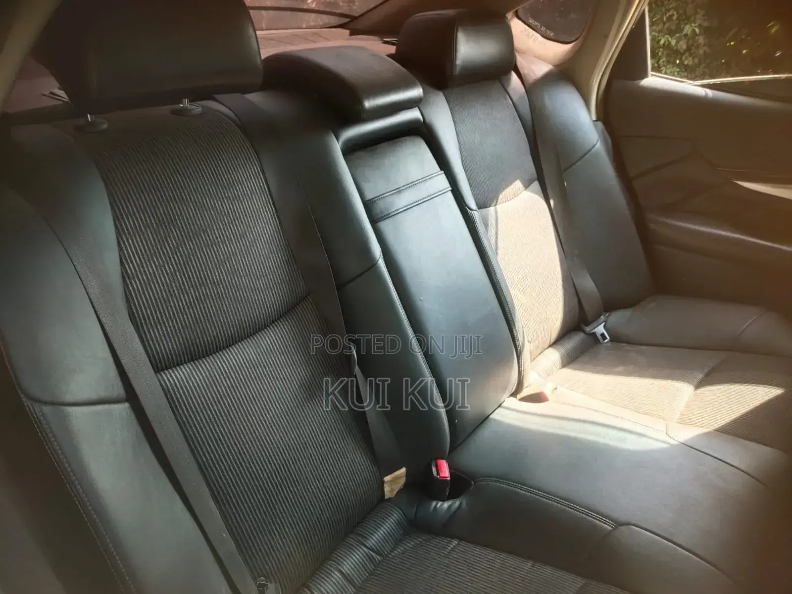 Nissan Fuga 2010 Pearl