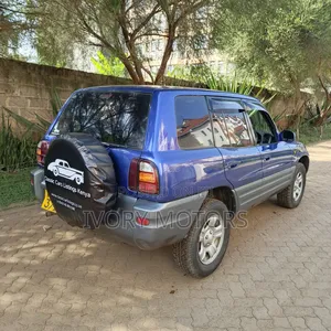 Toyota RAV4 Cabriolet 1998 Blue