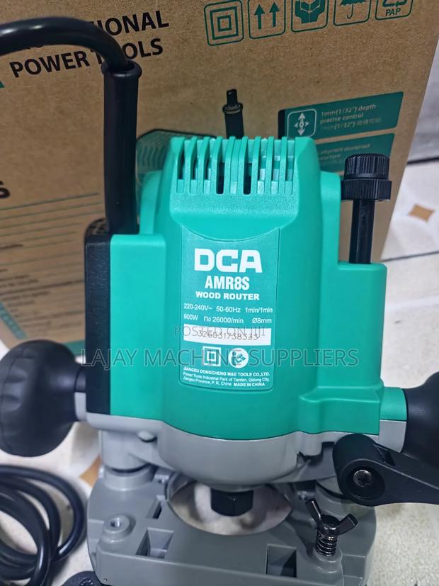 DCA AMR8S Compact Wood Router, Featuring a 900W - thumbnail 2