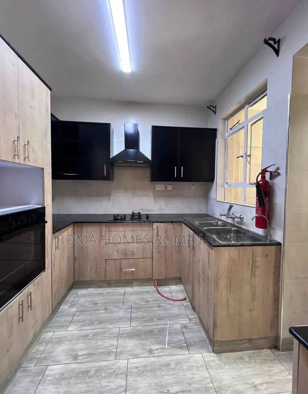 3bdrm Apartment in Ngong Rd, Dagoretti Corner for rent