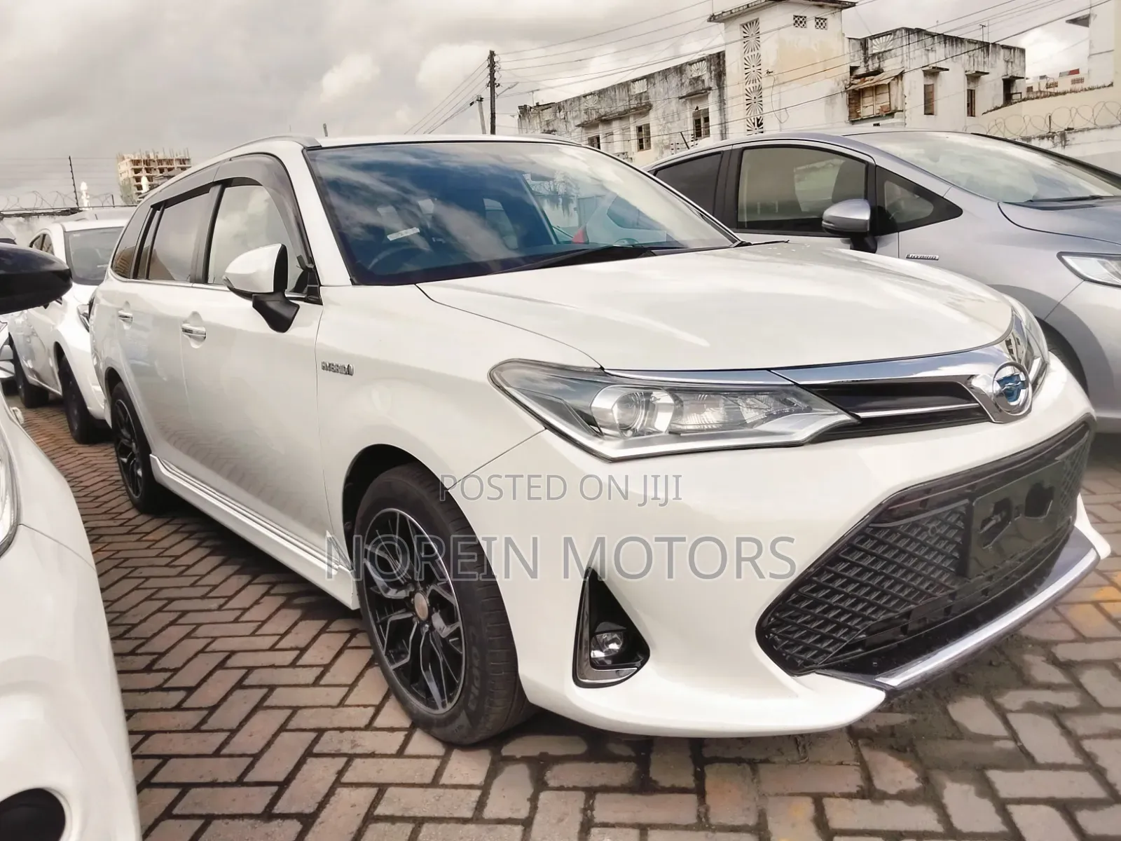 Toyota Corolla Fielder 2019 White