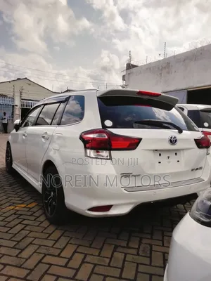 Toyota Corolla Fielder 2019 White