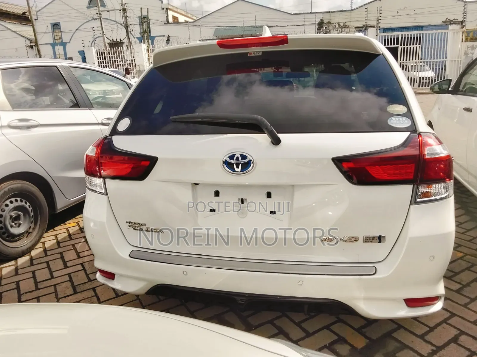 Toyota Corolla Fielder 2019 White