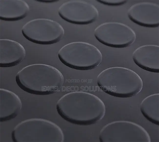 Gym Rubber Flooring – 4mm EPDM Coin Mat for Equipment Zones