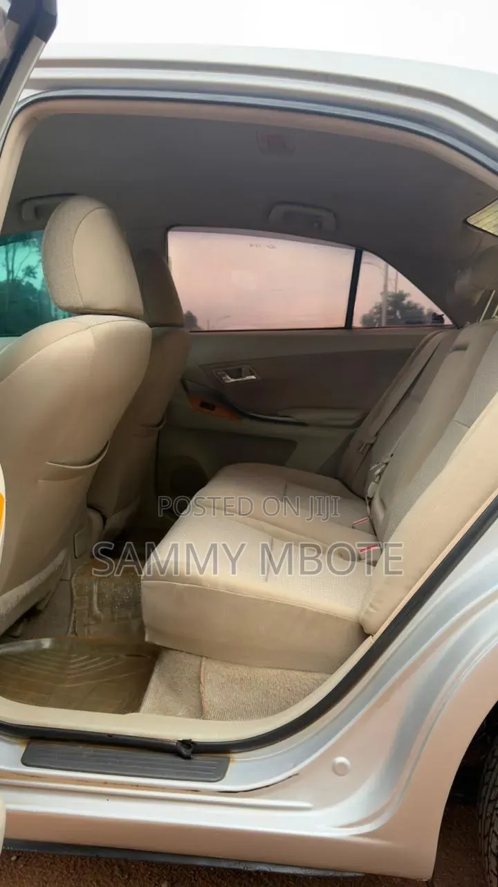 Toyota Premio 2009 Silver