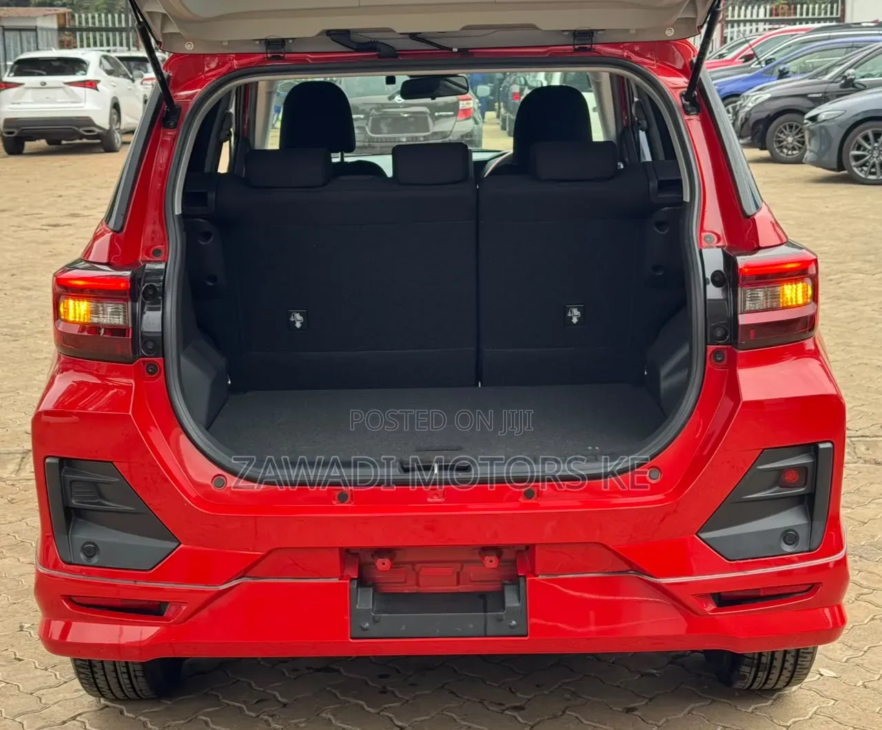Daihatsu Rocky 2020 Red