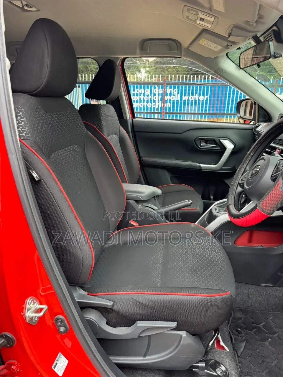 Daihatsu Rocky 2020 Red