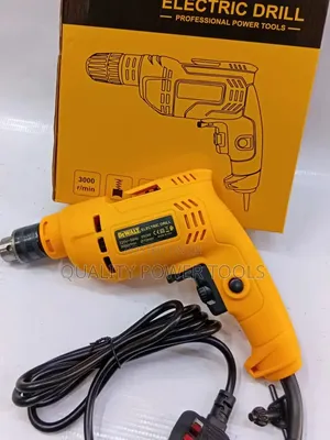 DeWALT 650W Corded Electric Drill