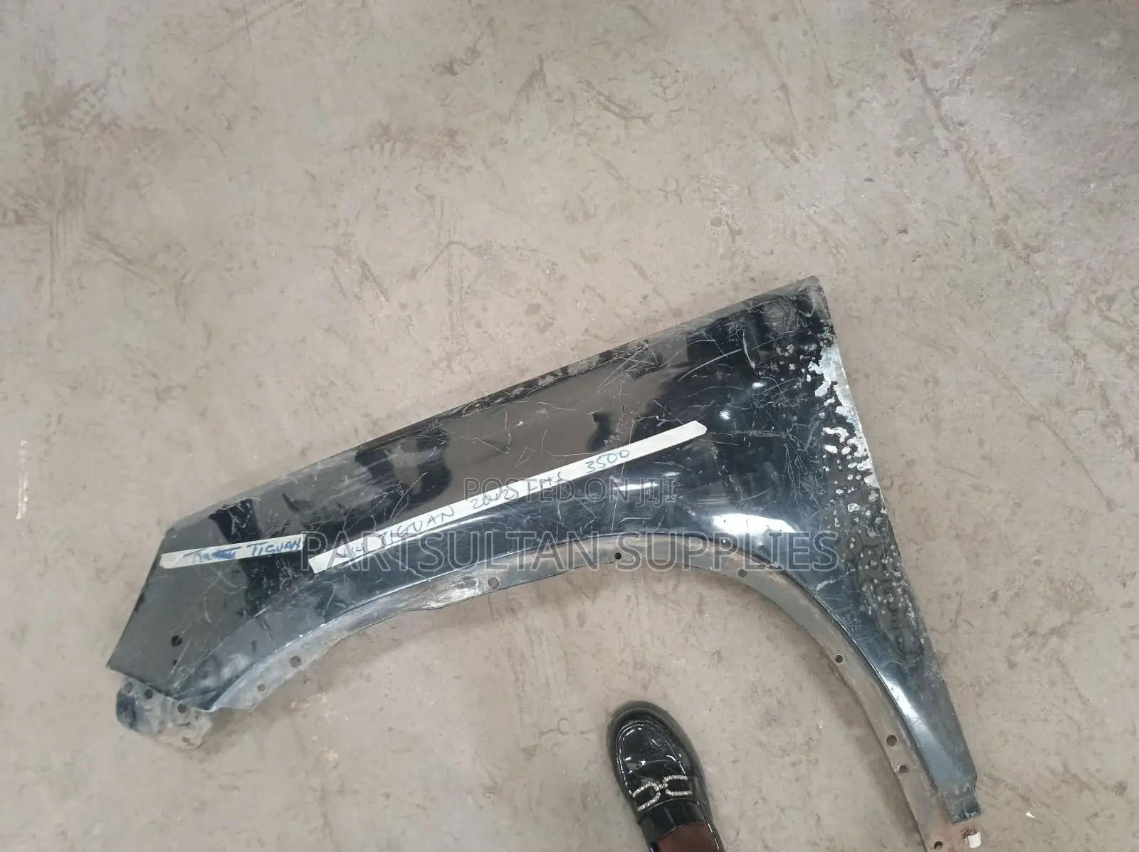 LHS Fender Vw Tiguan 2012