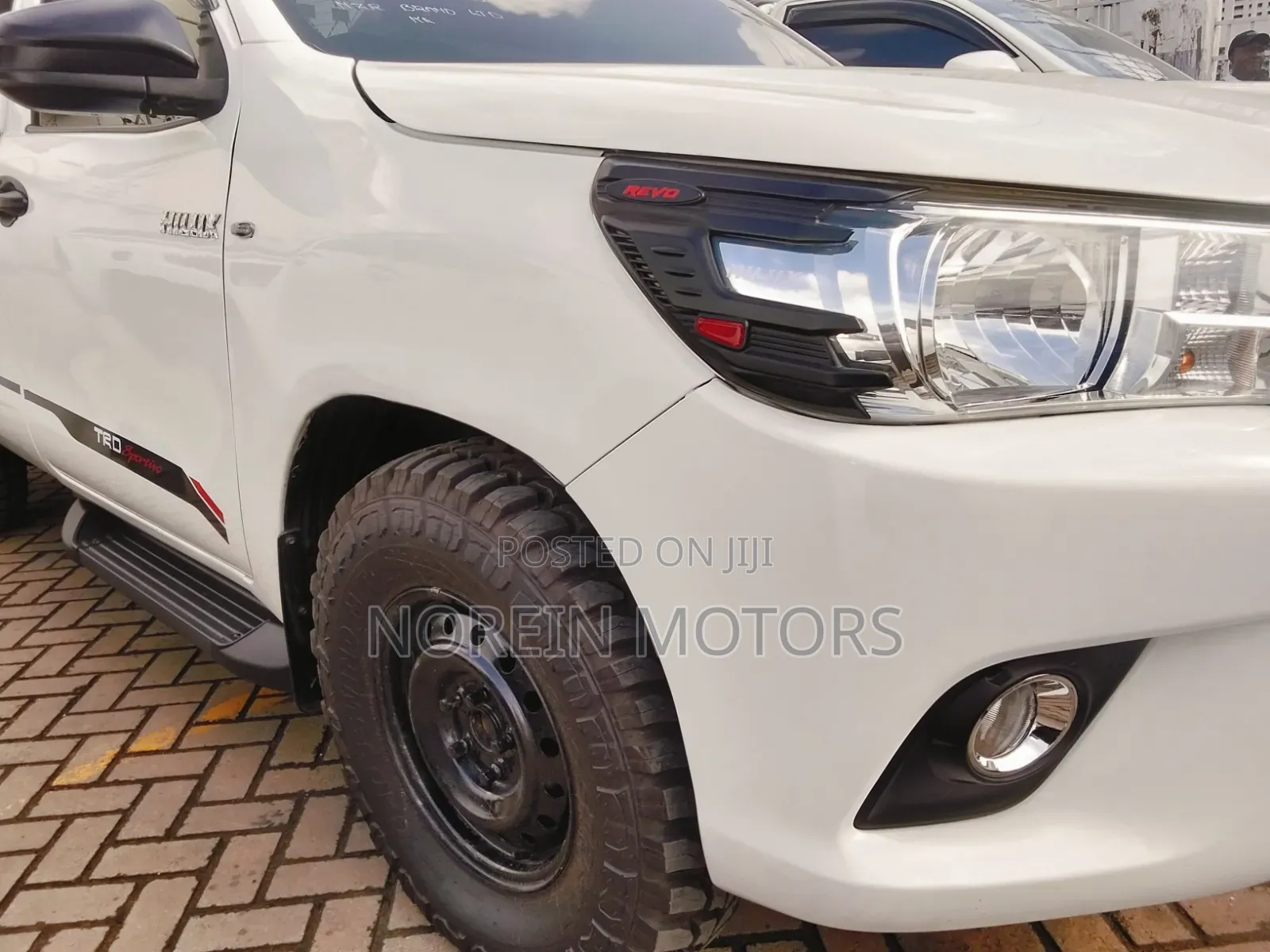 Toyota Hilux 2019 Off white