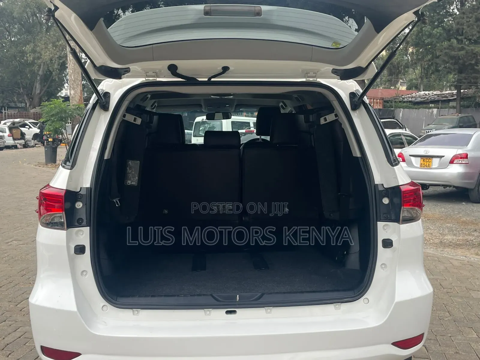 Toyota Fortuner 2019 White
