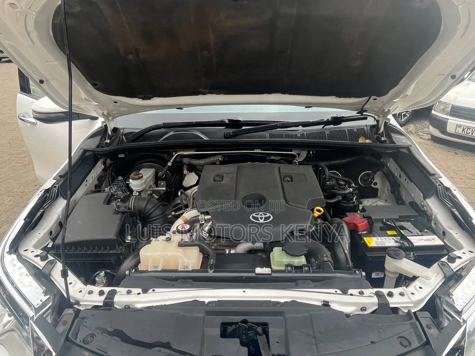 Toyota Fortuner 2019 White