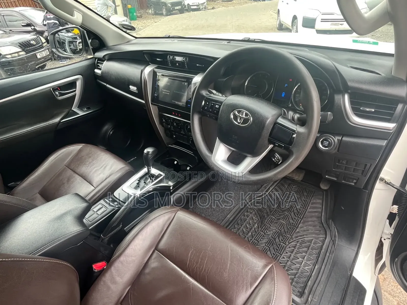 Toyota Fortuner 2019 White