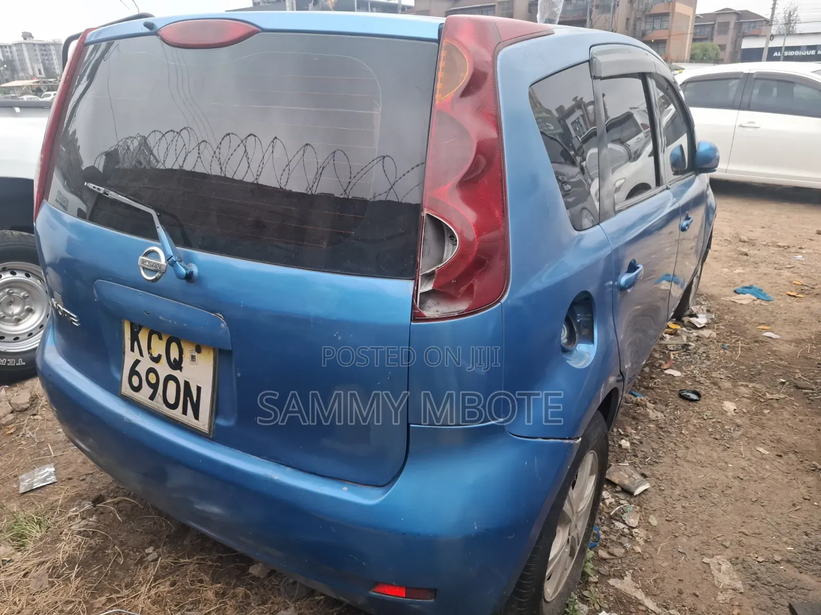 Nissan Note 2011 Blue