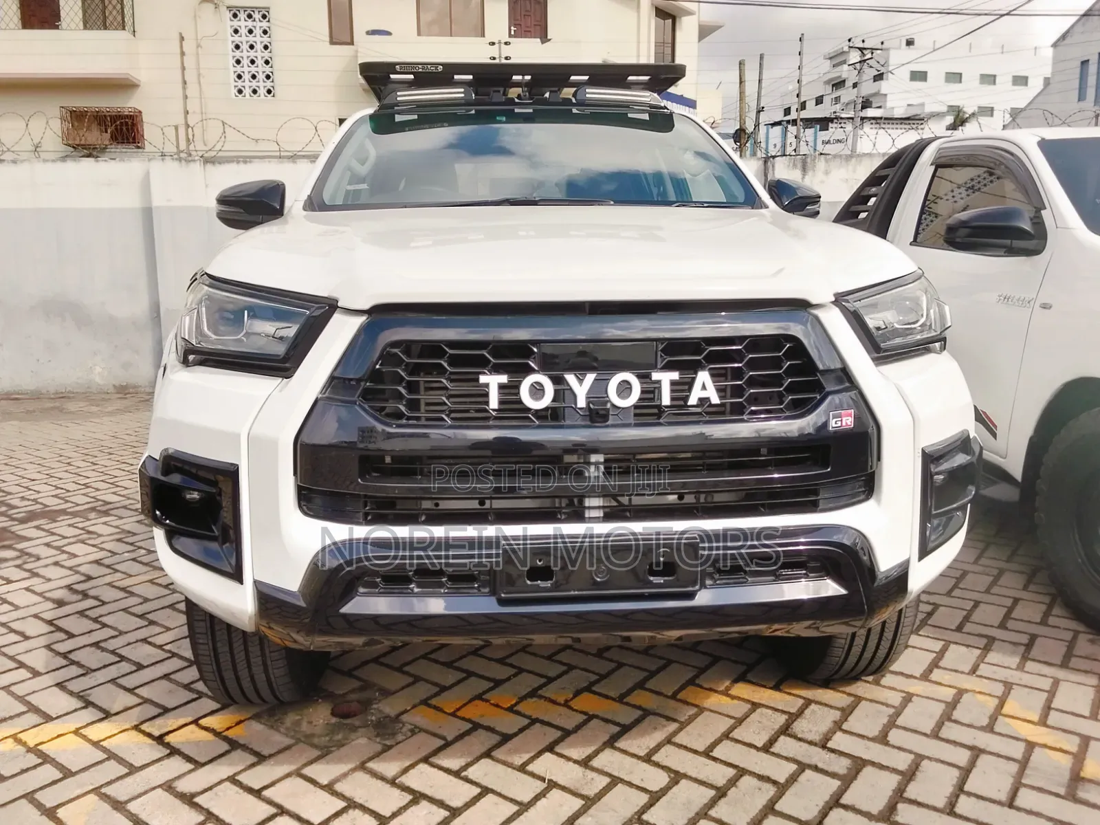 Toyota Hilux 2019 Pearl