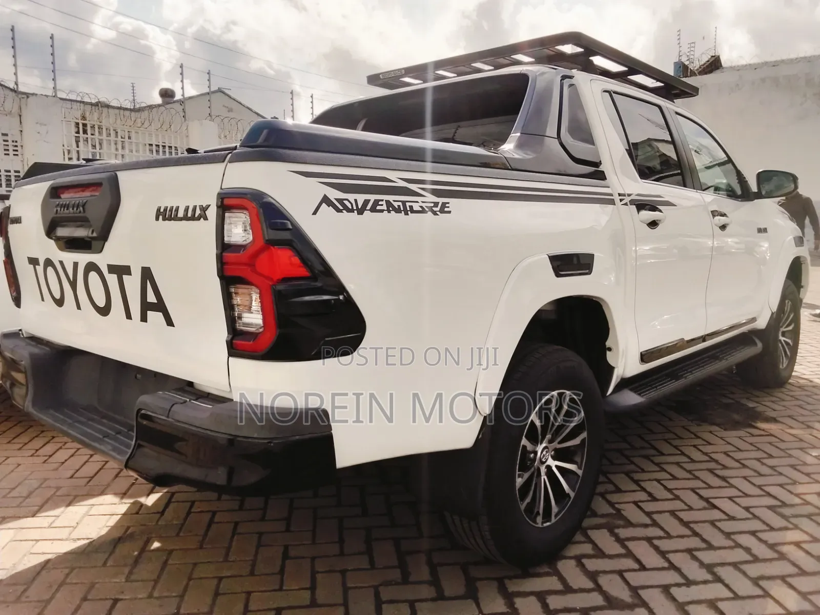 Toyota Hilux 2019 Pearl