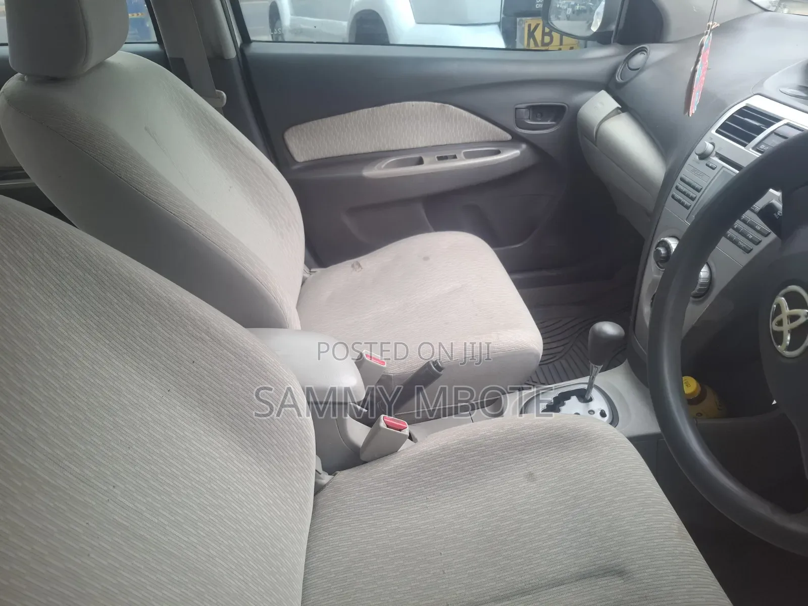 Toyota Belta 2010 White