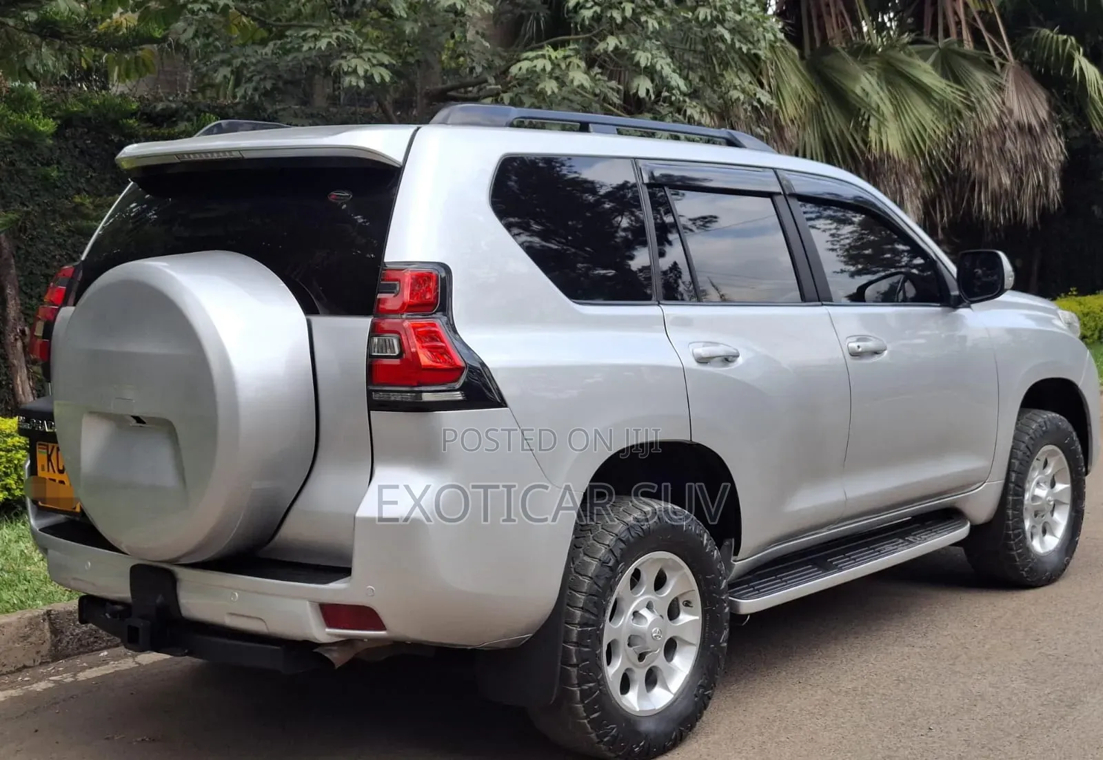 Toyota Land Cruiser Prado 2012 Silver