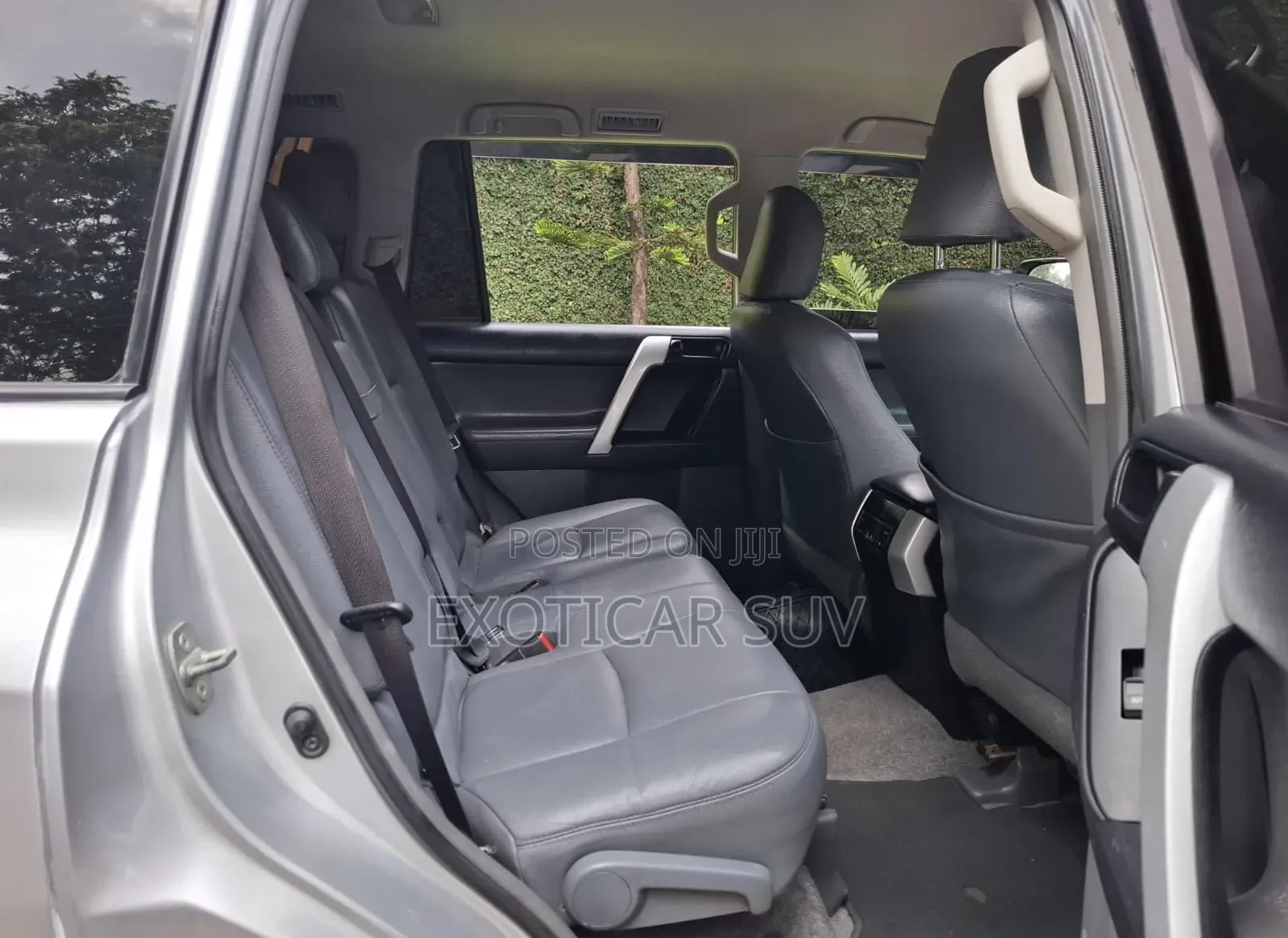 Toyota Land Cruiser Prado 2012 Silver
