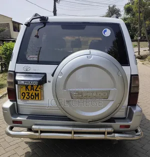 Toyota Land Cruiser Prado 2000 White