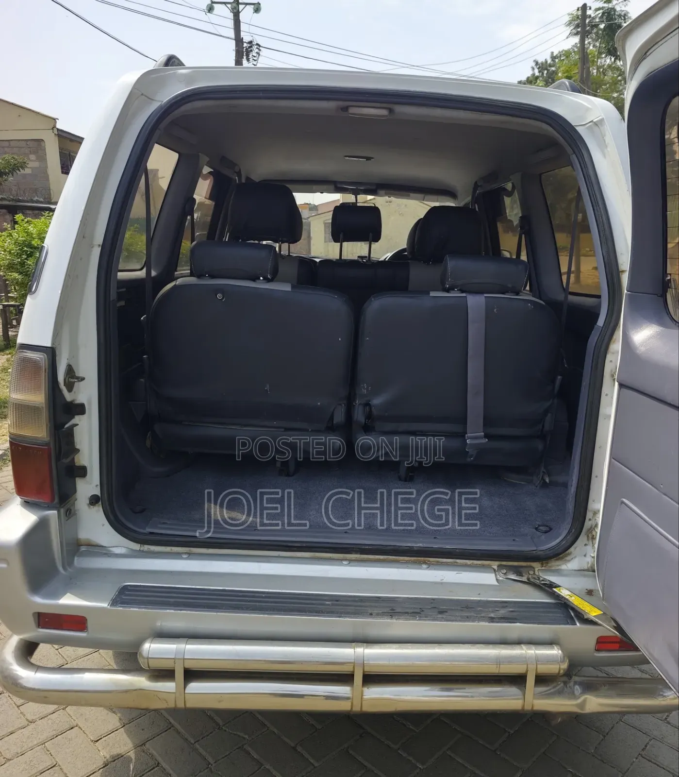 Toyota Land Cruiser Prado 2000 White