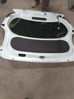 Boot Toyota Porte 2010-12