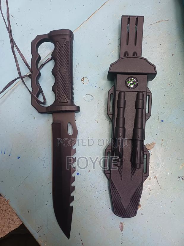 Survival Tactical Knife With Sheath