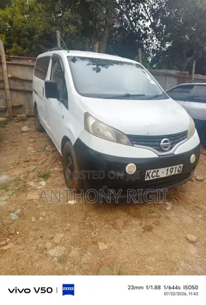 Nissan NV200 2010 White