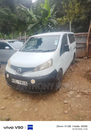 Nissan NV200 2010 White