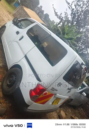 Nissan NV200 2010 White