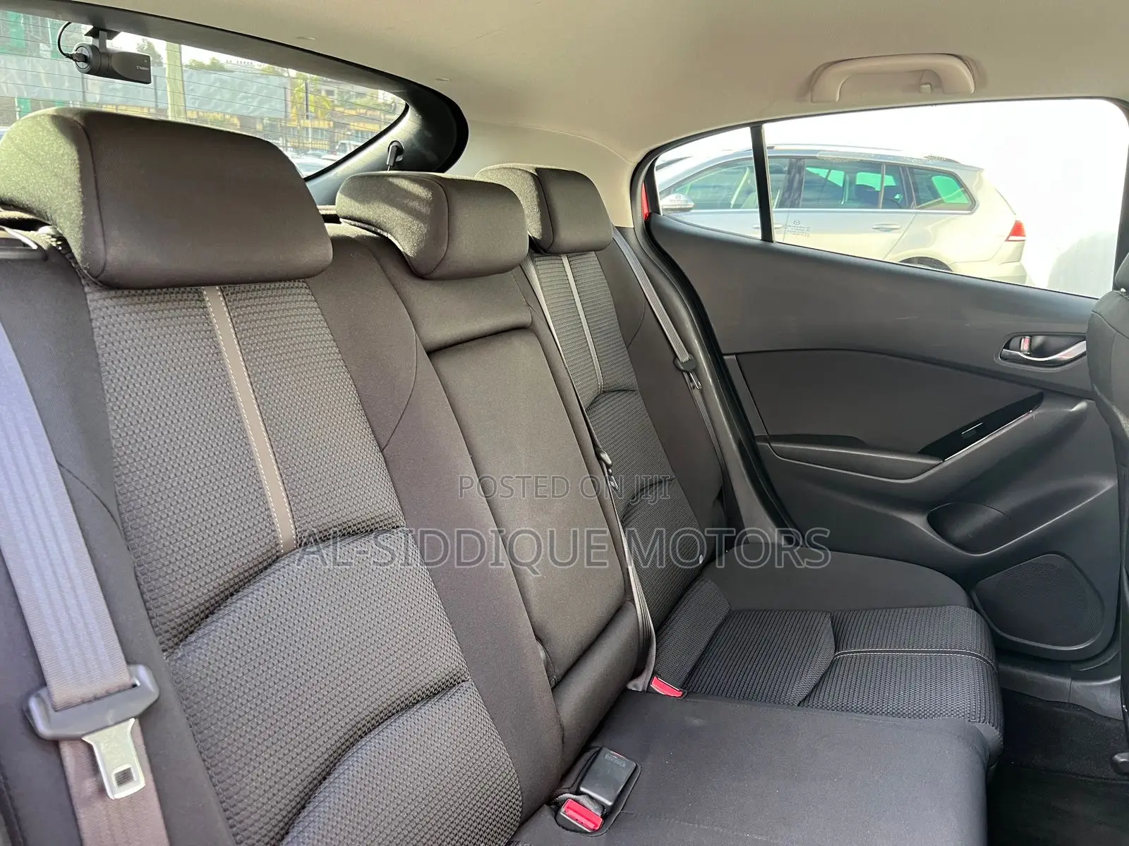 Mazda Axela 2018 Red