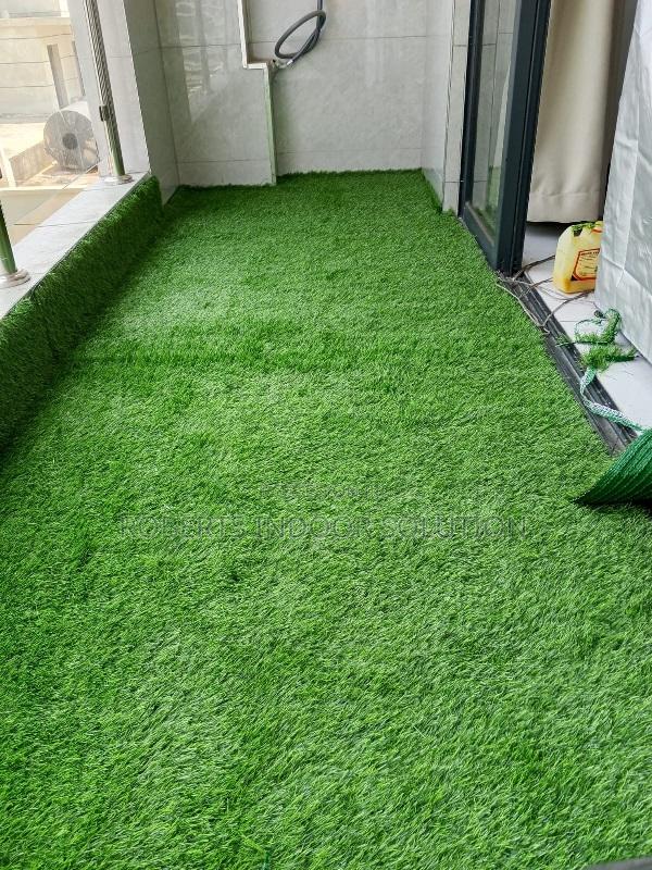 35mm Premium Synthetic Grass Carpet - thumbnail 2