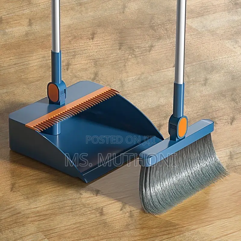 *2 in 1 Foldable Rotating Broom Dustpan Set*