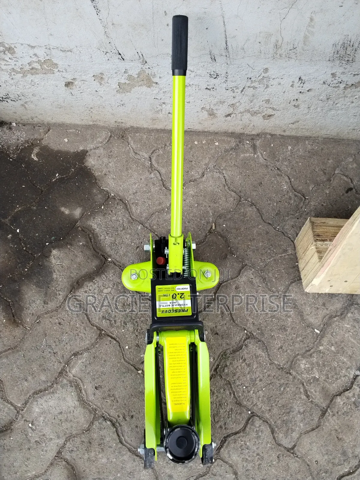 Durable Hydraulic Floor Jack 2 Ton