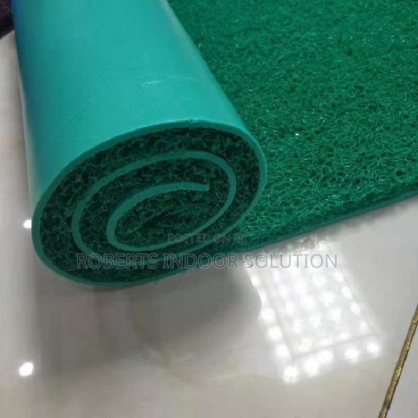 Heavy-Duty Green PVC Spaghetti Mat