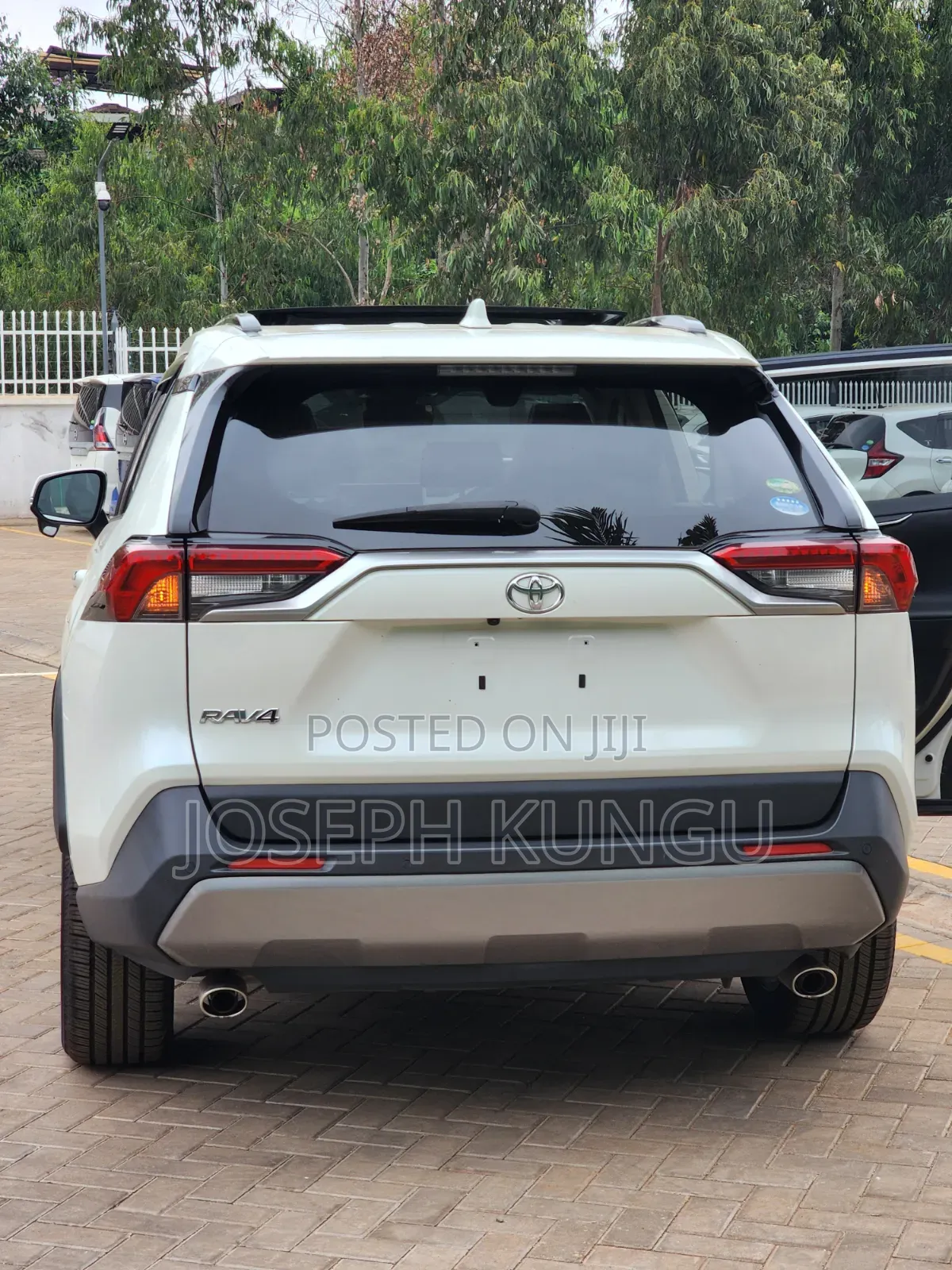 Toyota RAV4 2019 White