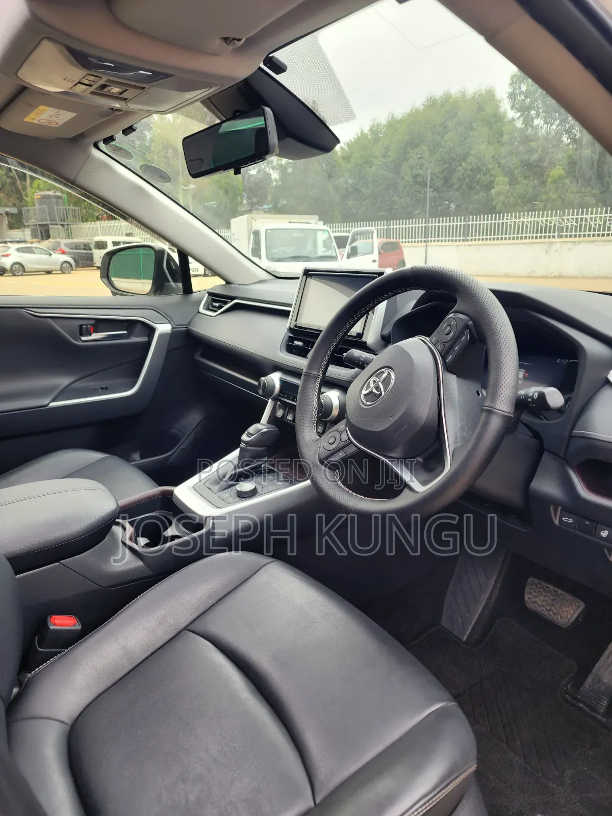 Toyota RAV4 2019 White