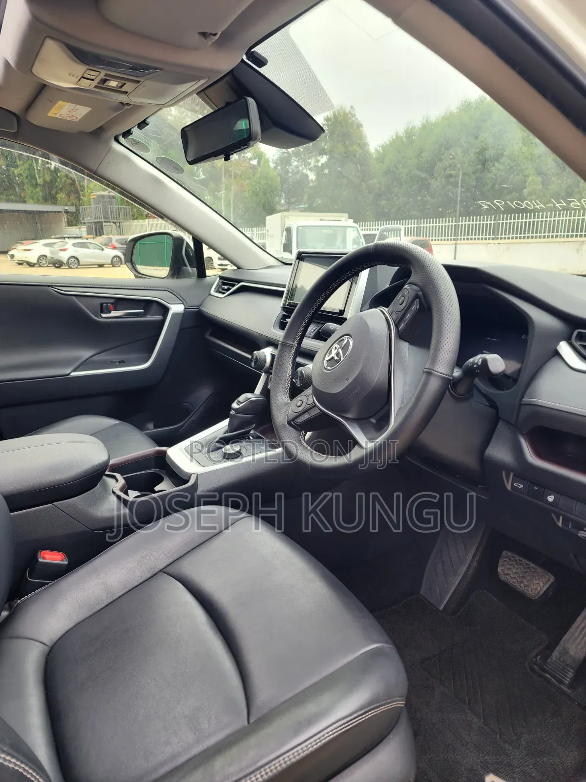 Toyota RAV4 2019 White