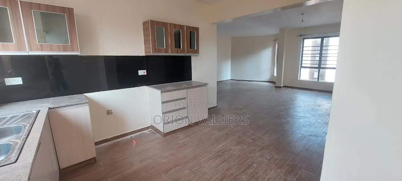 3bdrm Apartment in Thindigua for sale
