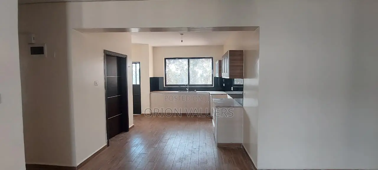 3bdrm Apartment in Thindigua for sale