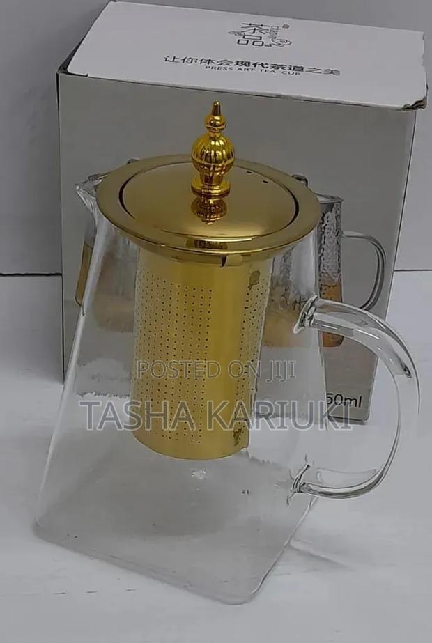 Borosilicate Glass Tea Pot With Infuser - main view