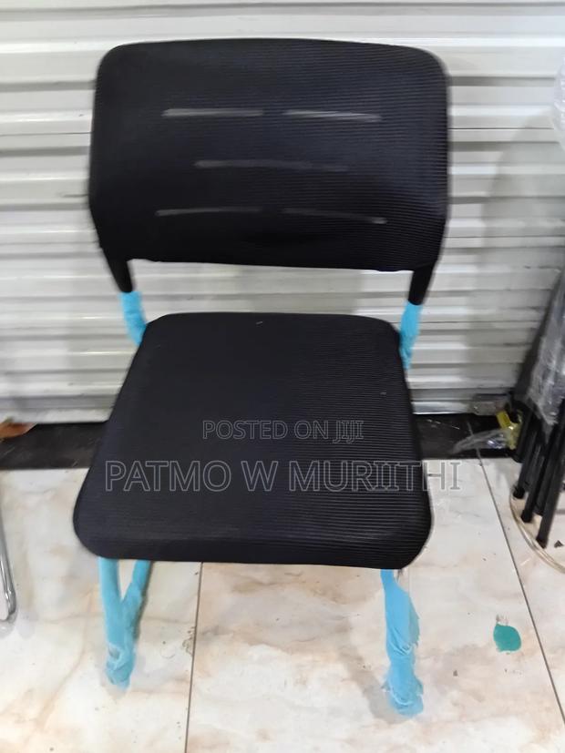 Executive Leather Office Waiting Chair - thumbnail 2
