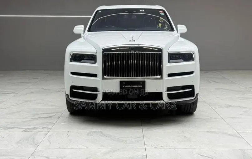 Rolls-Royce Cullinan Base 2019 White